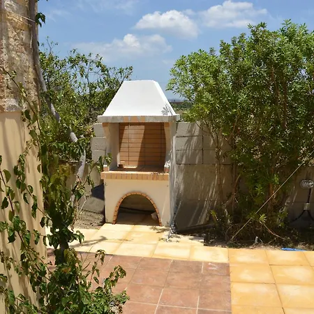 The Blue Leaf Family Villa *