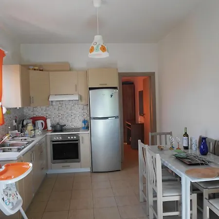 The Blue Leaf Family Villa