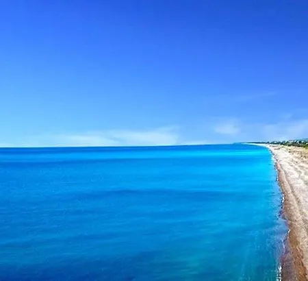 The Blue Leaf Family Villa Gennadi