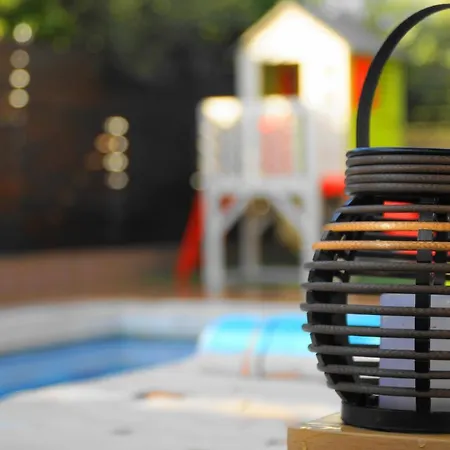 Вилла The Blue Leaf Family