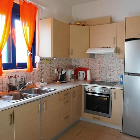 The Blue Leaf Family *