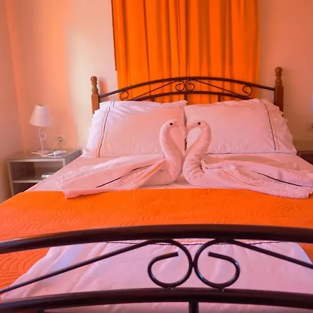 The Blue Leaf Family *