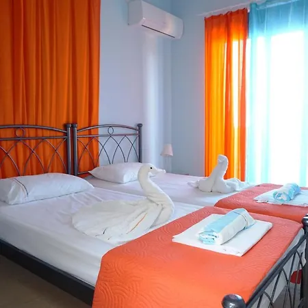 Вилла The Blue Leaf Family *