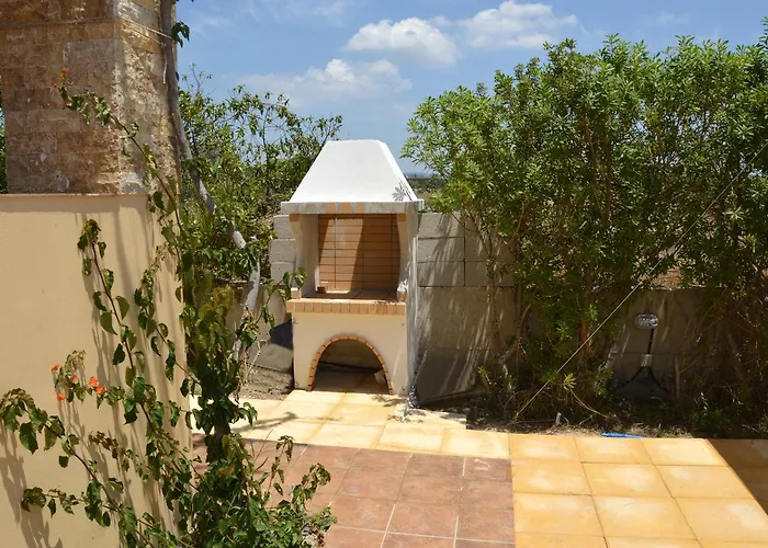 The Blue Leaf Family Villa *