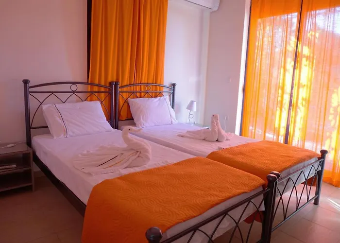 The Blue Leaf Family *