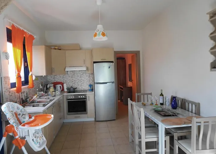 The Blue Leaf Family Villa