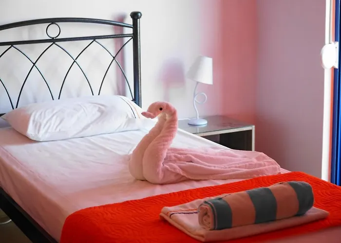 The Blue Leaf Family Villa Gennadi