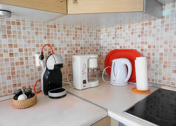 The Blue Leaf Family Villa *