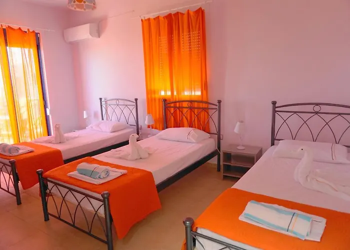 The Blue Leaf Family Villa Gennadi